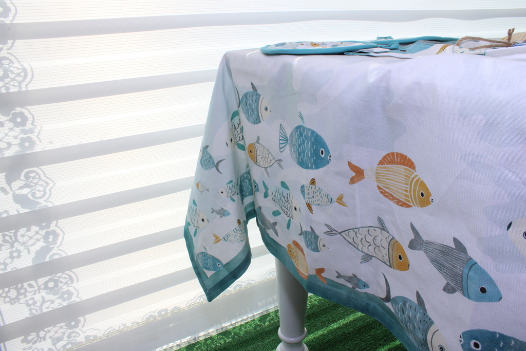 TOVAGLIA IN COTONE FANTASIA MARINA CON PESCIOLINI MILLY