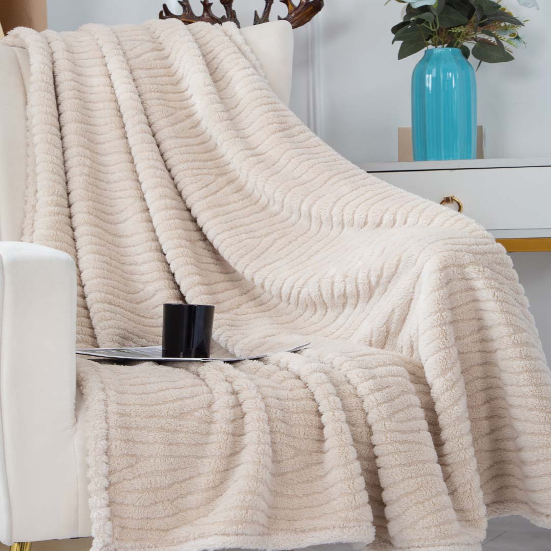 PLAID JACQUARD CON SHERPA TINTA UNITA ANNETTE