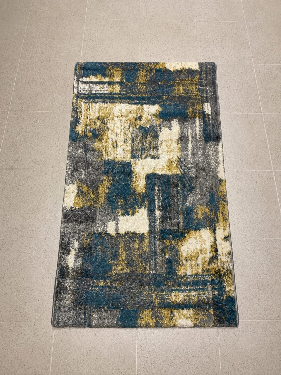 TAPPETO FANTASIA ASTRATTA CON SFUMATURE GIALLO 