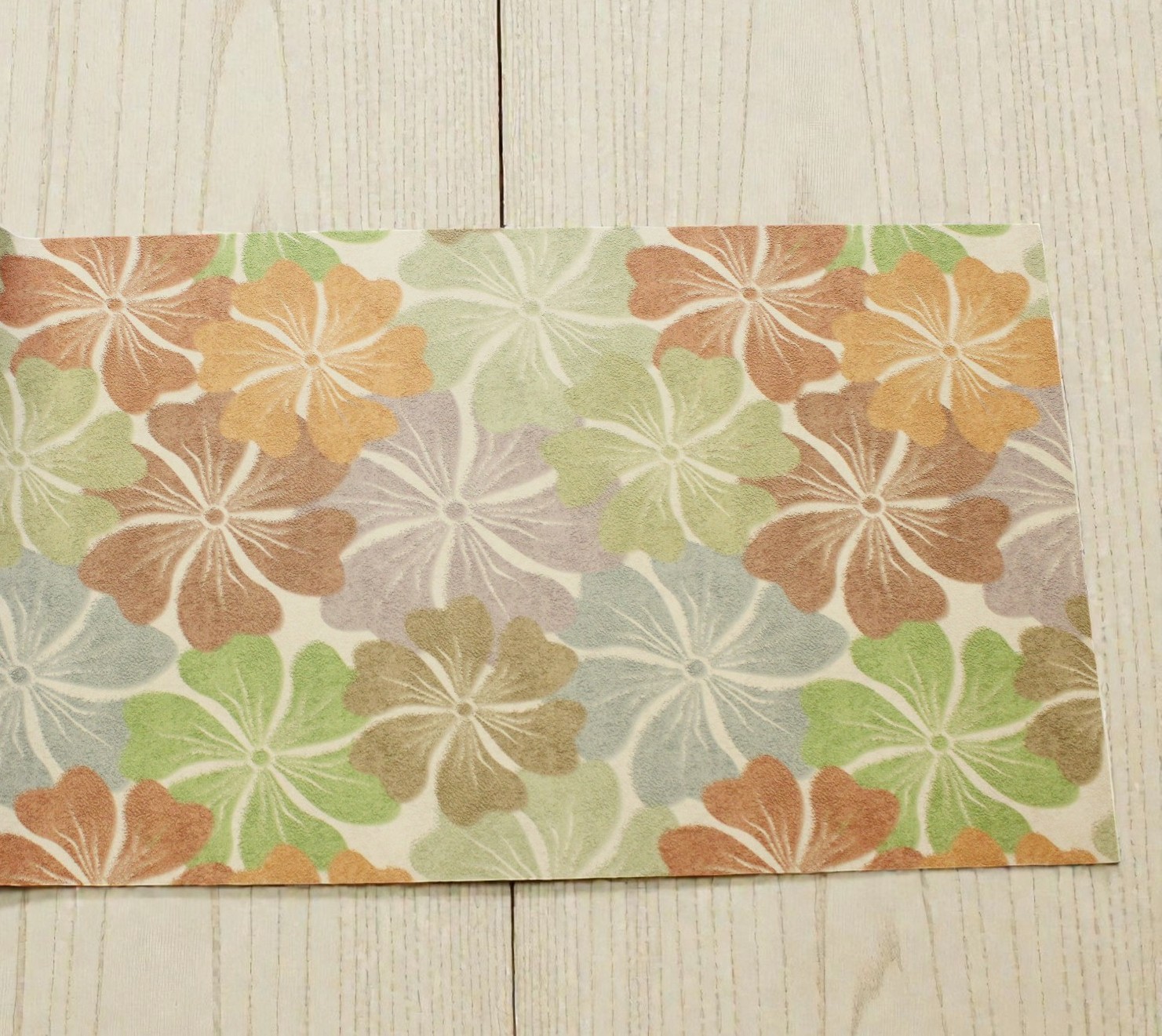 TAPPETO A METRAGGIO IN PVC LISCIO FANTASIA FLOREALE