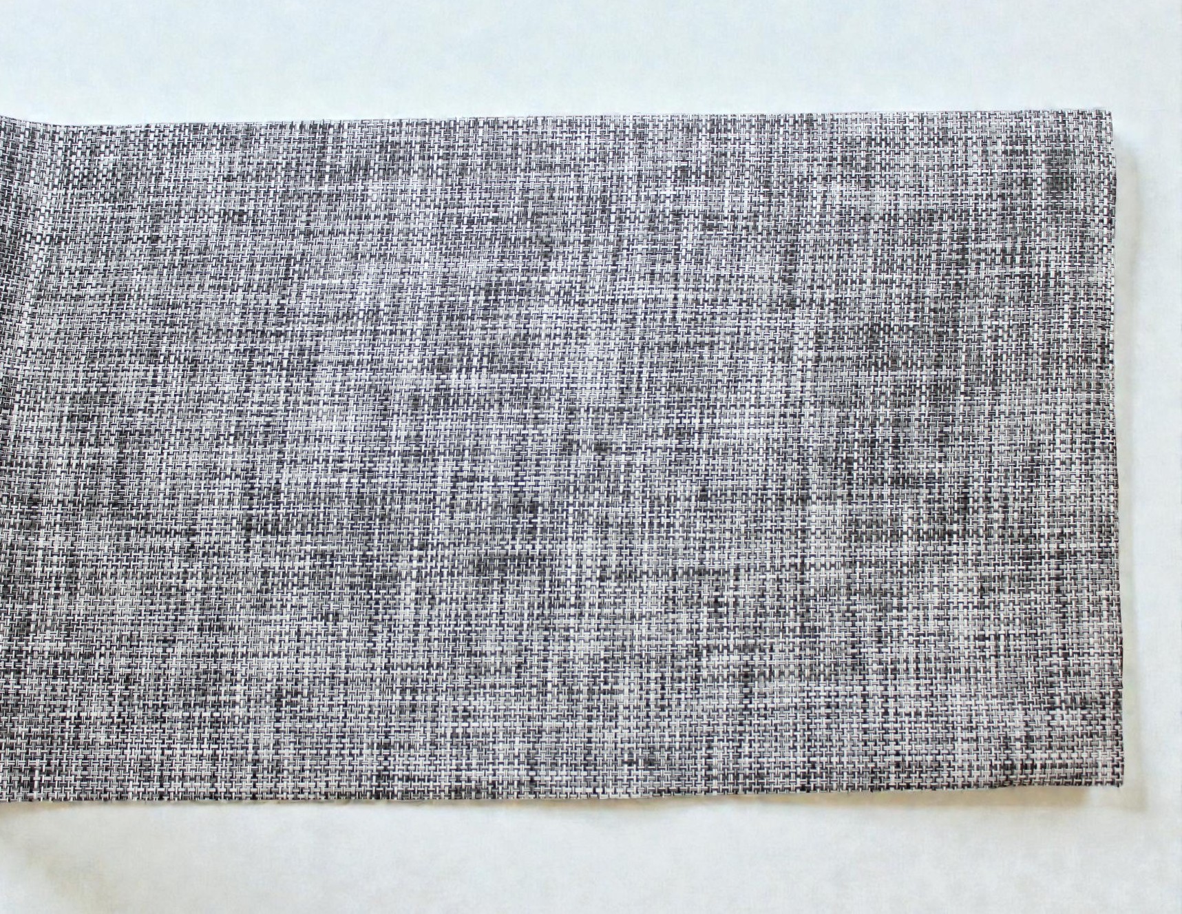 TAPPETO AL METRO IN PVC INTRECCIATO NEOR/GRIGIO